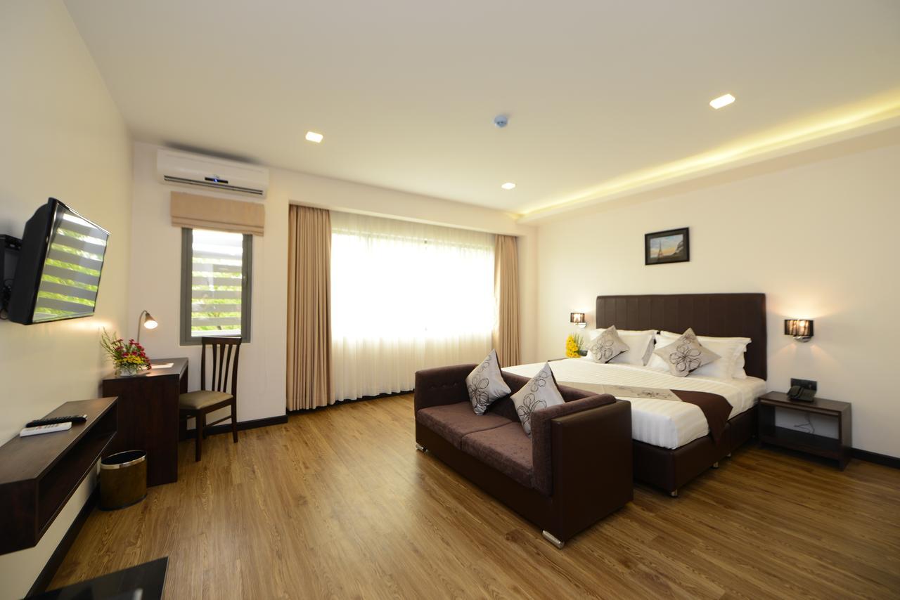Hotel Lexus Yangon Exterior photo